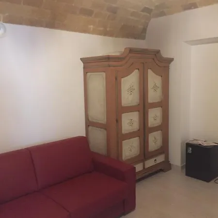Residenza Hostaria Del Pavone 3*